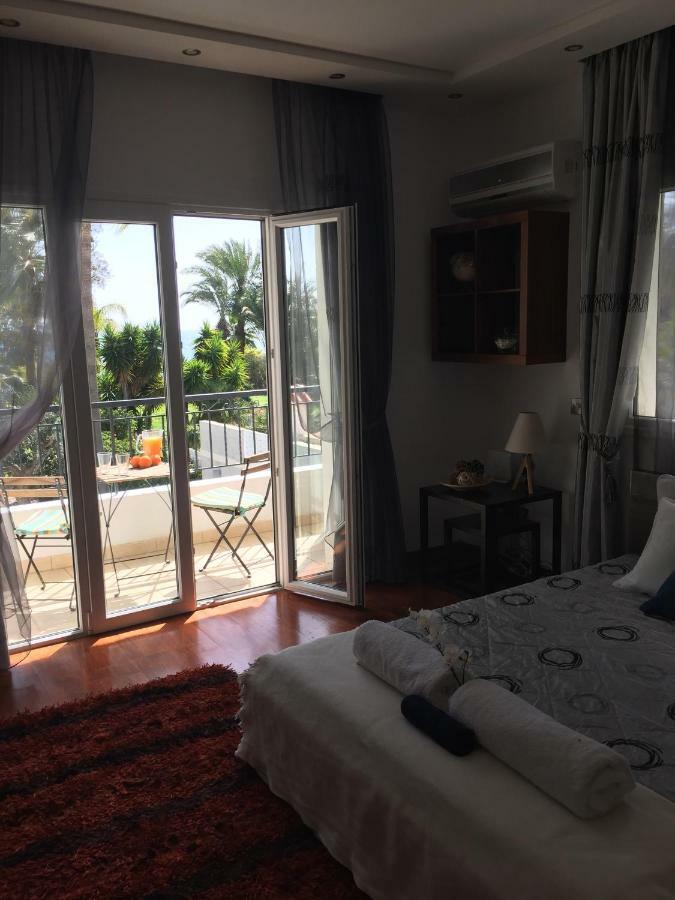 Deluxe First Line Villa Perivólia Esterno foto